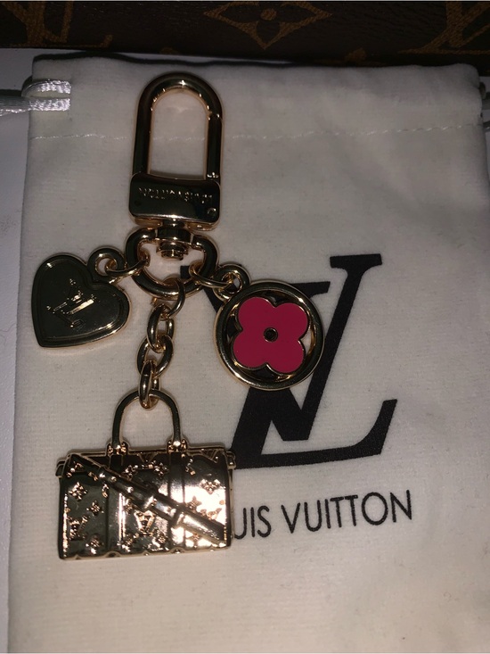 Fashion inspired bag charm Accessories - Fashion inspired monogram bag charm keychain